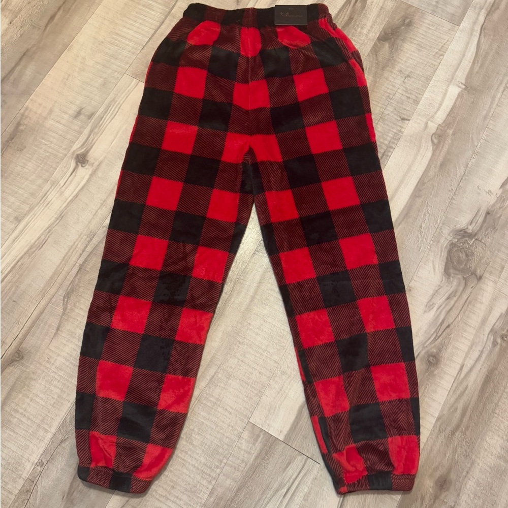 Women’s Angle Cult Fleece Plaid Pajama Pants - Picture 2 of 5